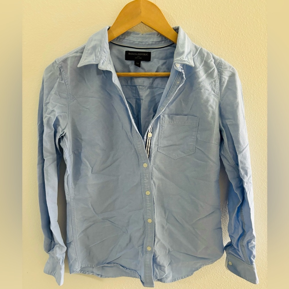 Banana Republic Button Down Shirt